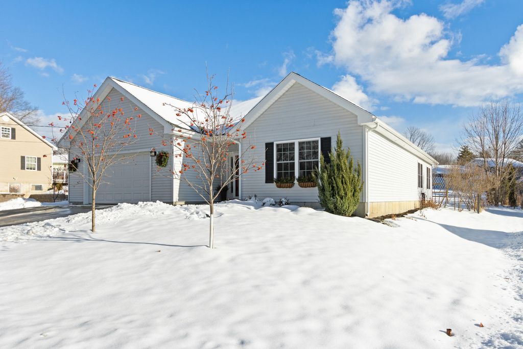 Photo of 381 Pond Road, Lewiston, ME 04240 (MLS # 1646869)