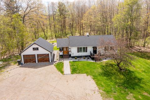 Photo of 128 Shepard Road, Belfast, ME 04915 (MLS # 1662698)