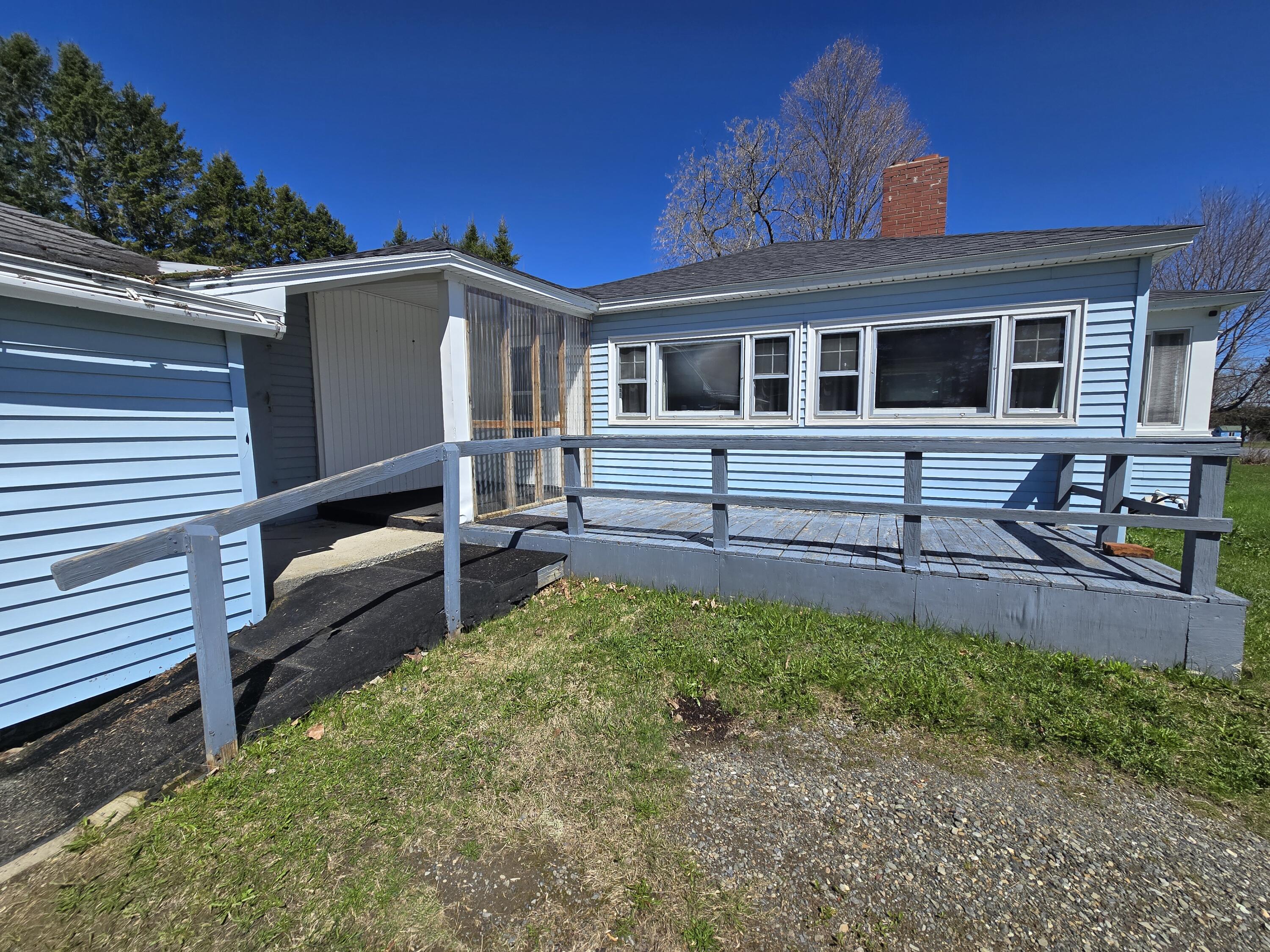242 Lombard Road