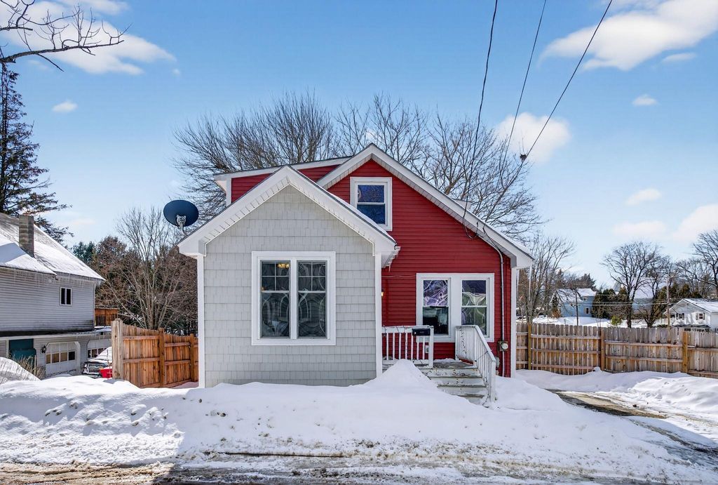 Photo of 3 Fairlawn Avenue, Lewiston, ME 04240 (MLS # 1653352)