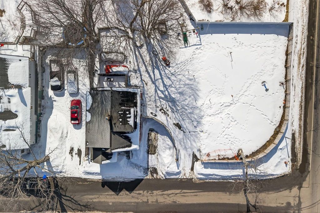 Photo of 3 Fairlawn Avenue, Lewiston, ME 04240 (MLS # 1653352)