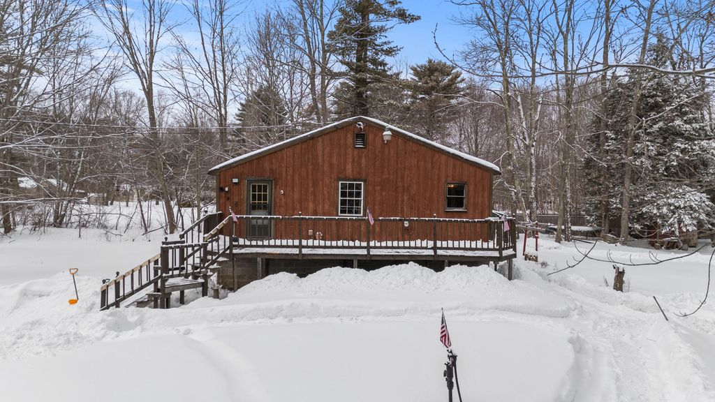 Photo of 4 Lebanon Road, Saco, ME 04072 (MLS # 1652907)