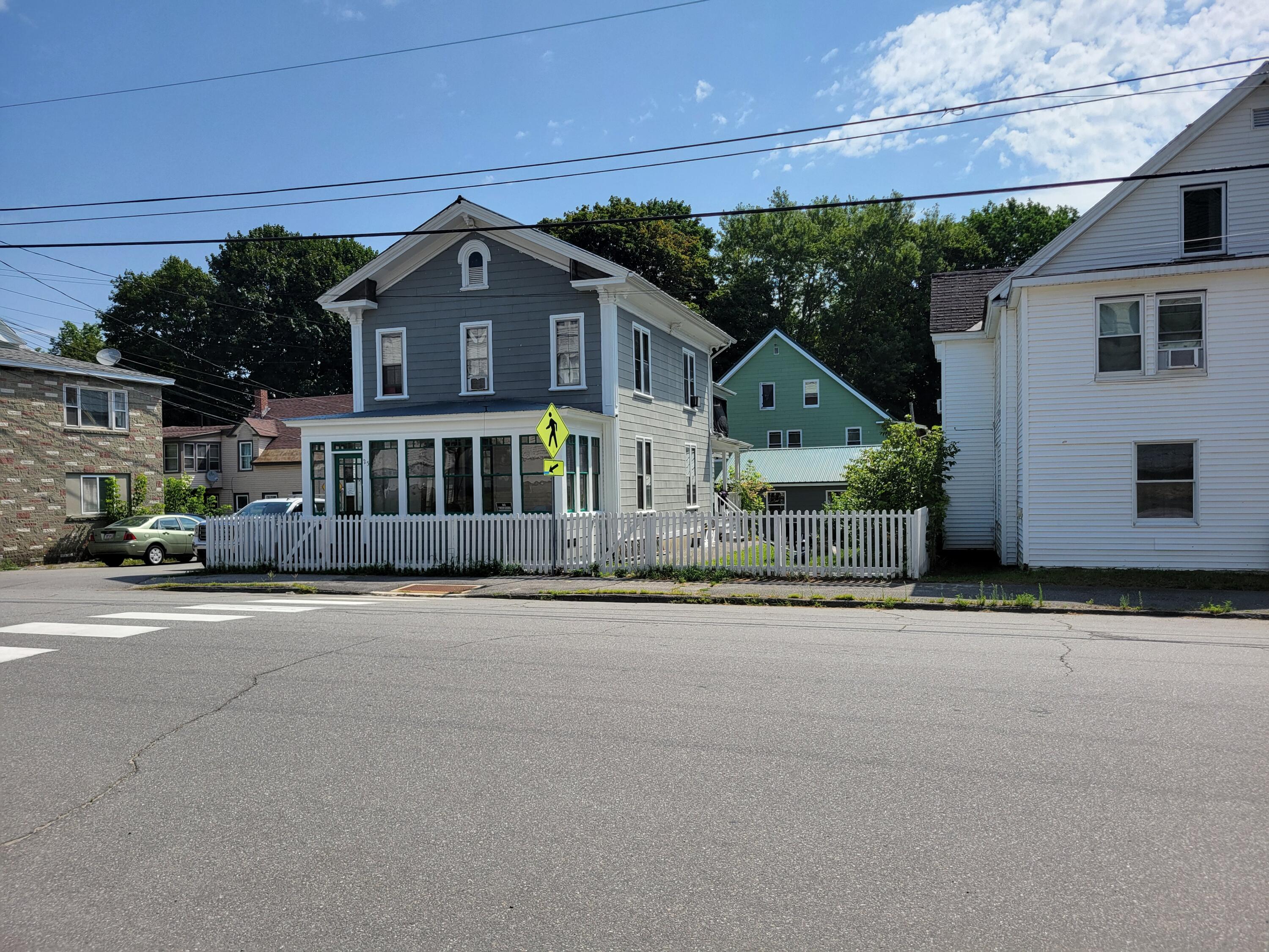 25 Washington Street