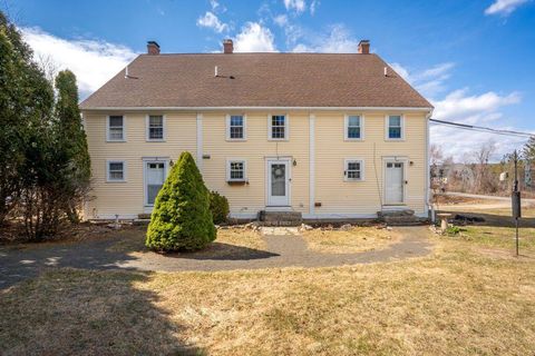 Photo of 5 Shaw's Farm Lane #4, York, ME 03909 (MLS # 1656313)