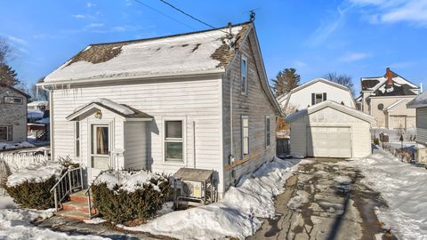 Photo of 59 Thatcher Street, Bangor, ME 04401 (MLS # 1651033)