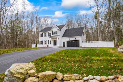 Photo of 6 Roberts Lane, Kennebunkport, ME 04046 (MLS # 1644621)