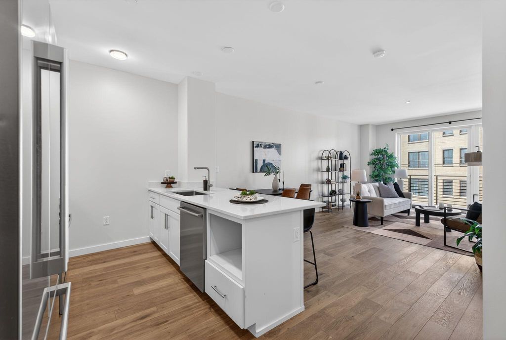 Photo of 387 Commercial Street #535, Portland, ME 04101 (MLS # 1657025)