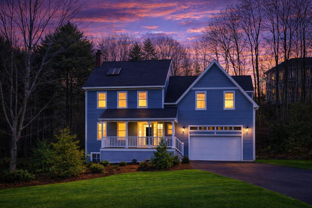 Photo of 14 Eastfield Road, Cape Elizabeth, ME 04107 (MLS # 1656947)