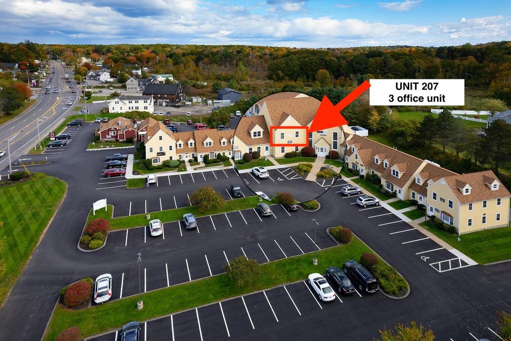 Photo of 433 US Route 1 #207, York, ME 03909 (MLS # 1657617)