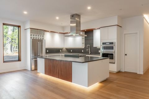 Photo of 2 Woodside Meadow Road, Kittery, ME 03905 (MLS # 1645368)