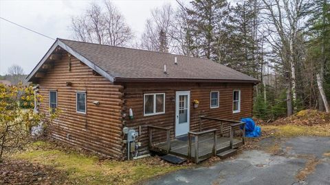 Photo of 11 Warren Lane, Boothbay Harbor, ME 04538 (MLS # 1657839)