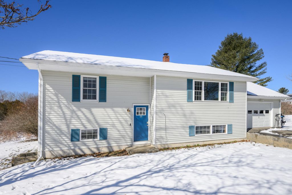 Photo of 18 Booker Street, Thomaston, ME 04861 (MLS # 1655293)