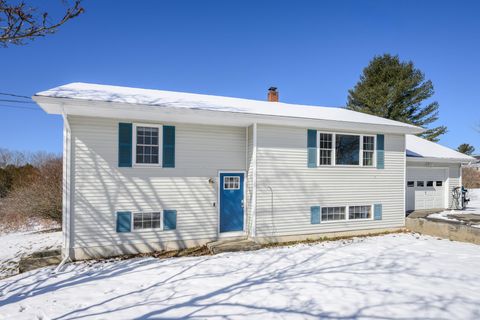 Photo of 18 Booker Street, Thomaston, ME 04861 (MLS # 1655293)
