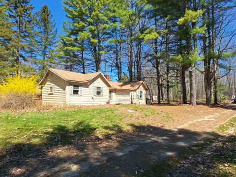 Photo of 474 Whites Bridge Road, Standish, ME 04084 (MLS # 1660161)