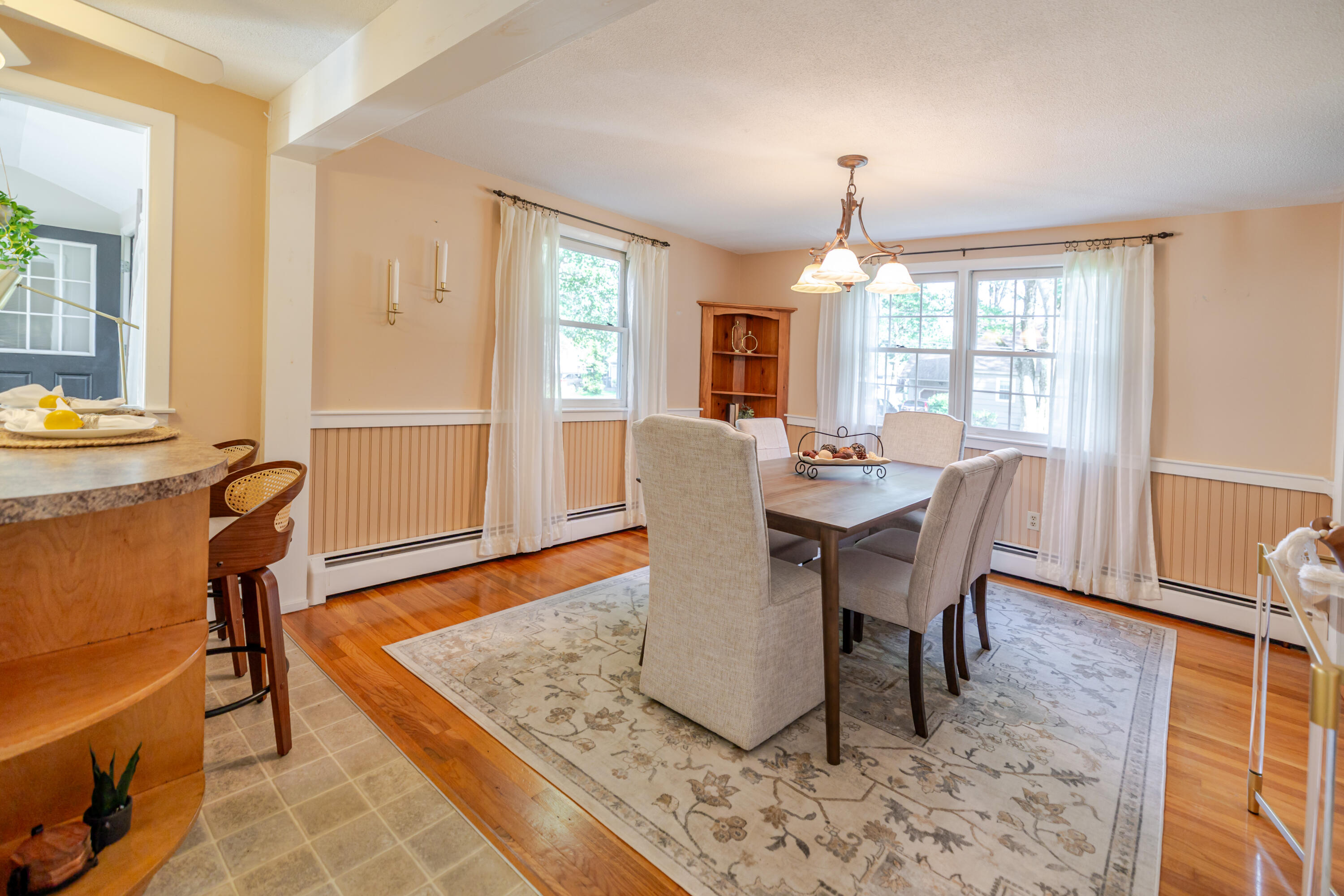 Westbrook, Maine 04092, United States, 3 Bedrooms Bedrooms, ,2 BathroomsBathrooms,Residential,Active,195087