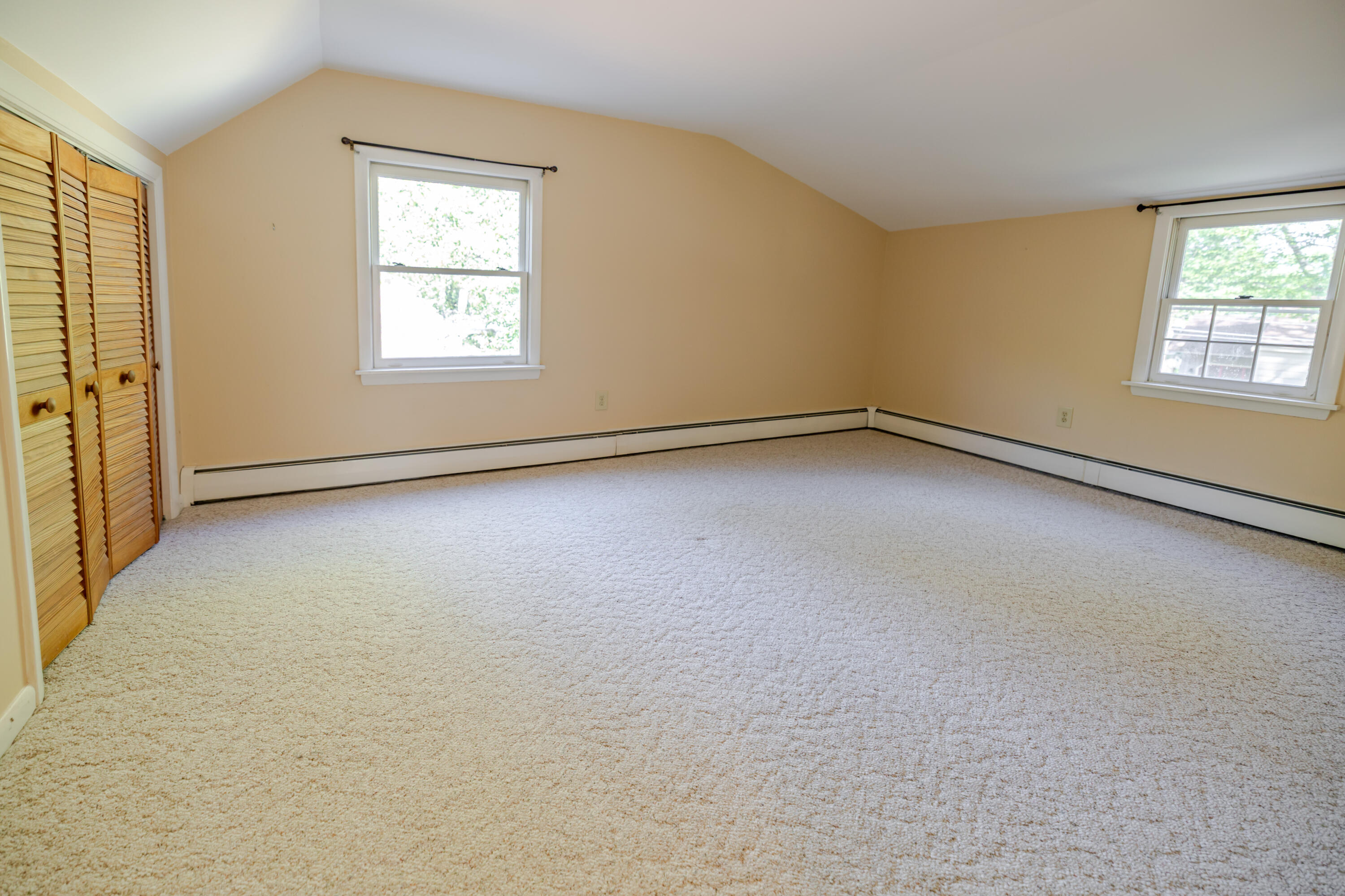 Westbrook, Maine 04092, United States, 3 Bedrooms Bedrooms, ,2 BathroomsBathrooms,Residential,Active,195087