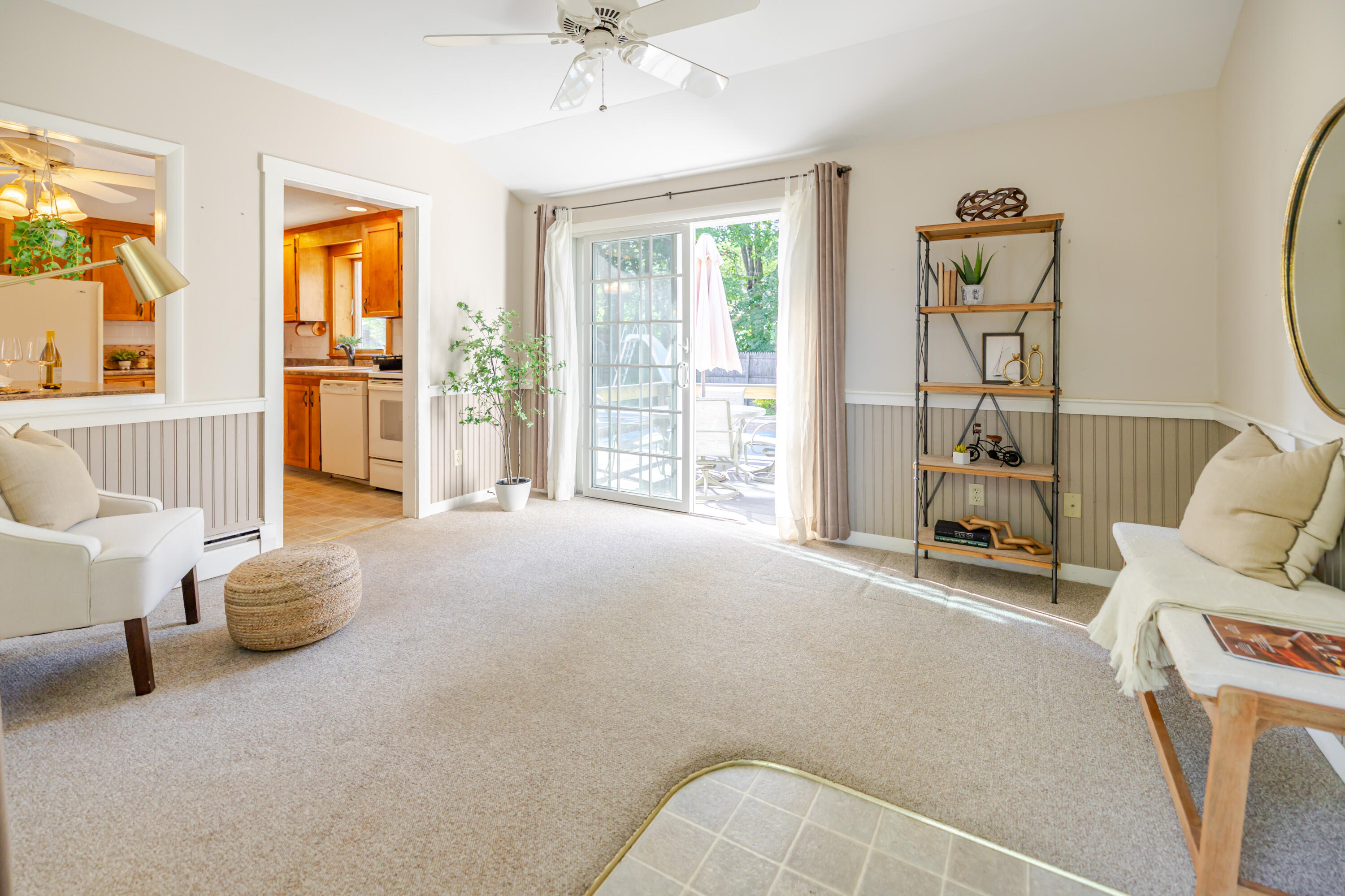 Westbrook, Maine 04092, United States, 3 Bedrooms Bedrooms, ,2 BathroomsBathrooms,Residential,Active,195087