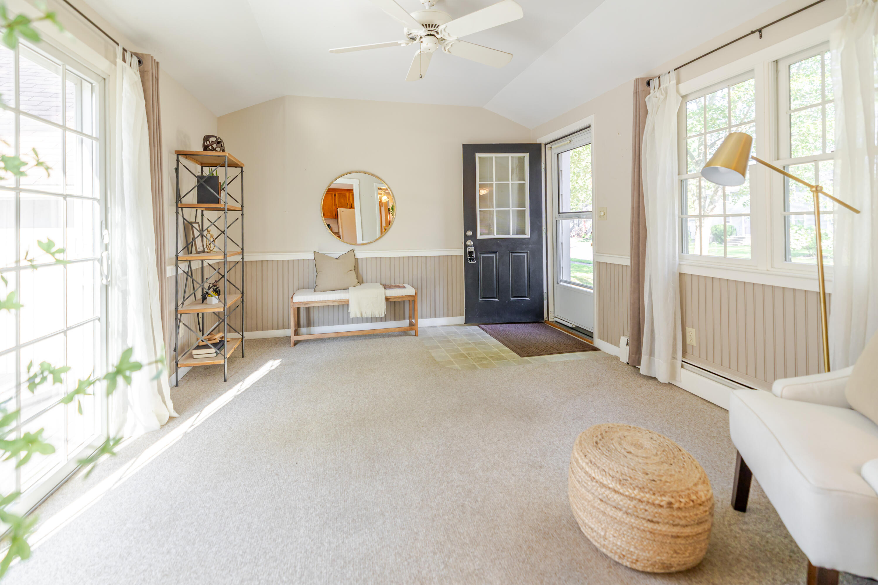 Westbrook, Maine 04092, United States, 3 Bedrooms Bedrooms, ,2 BathroomsBathrooms,Residential,Active,195087