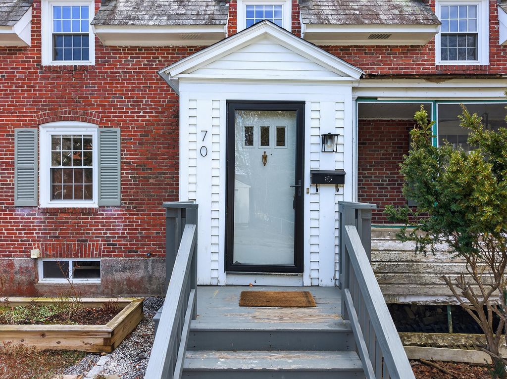 Photo of 70 Oliver Street, Bath, ME 04530 (MLS # 1657070)