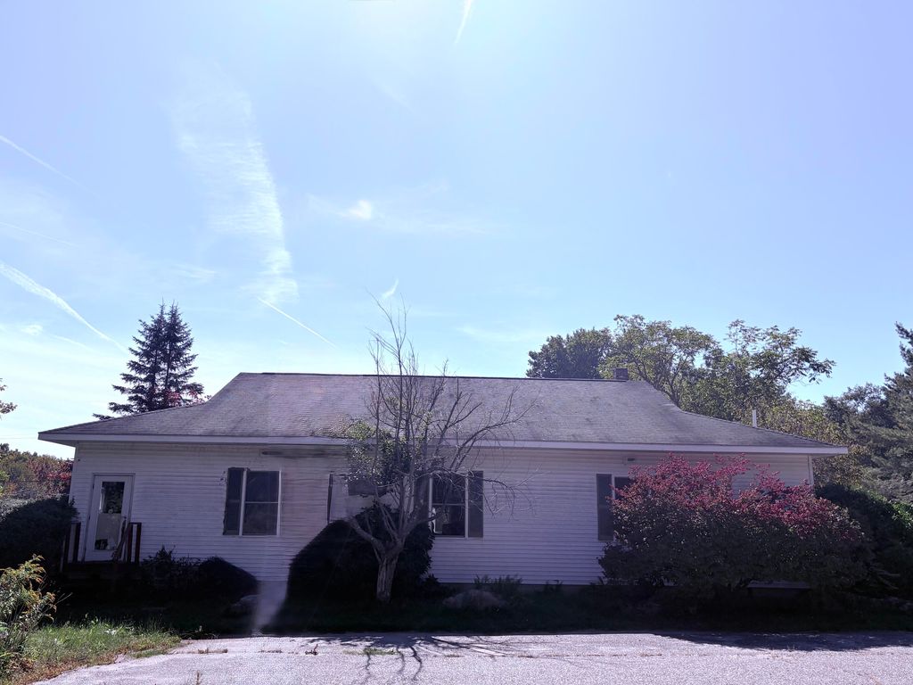 Photo of 1 Taylor Hill RD Road, Lewiston, ME 04240 (MLS # 1639243)