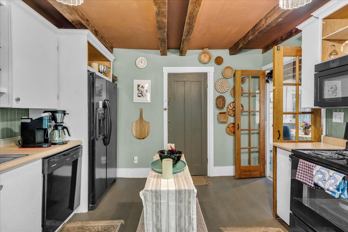 375 Swan Lake Avenue