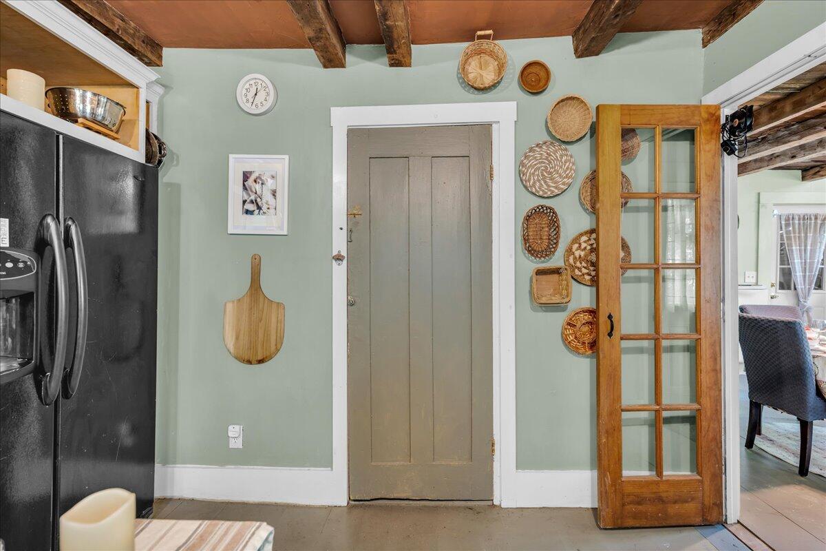 375 Swan Lake Avenue