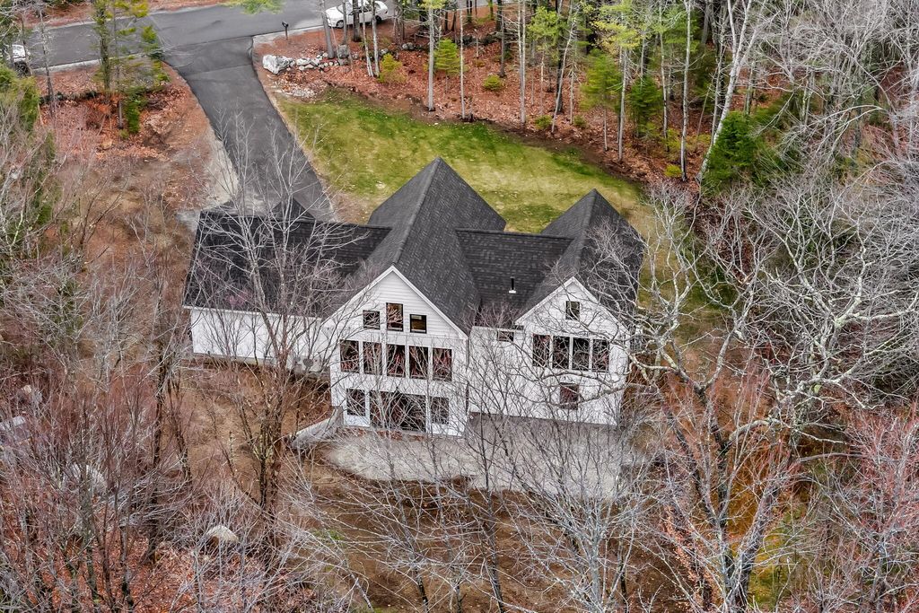 Photo of 118 Baker Road, Freeport, ME 04032 (MLS # 1658043)