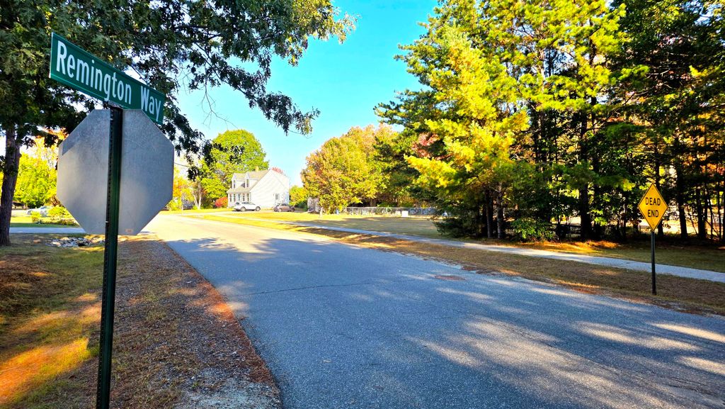 Photo of 2 Remington Way, Brunswick, ME 04011 (MLS # 1653577)