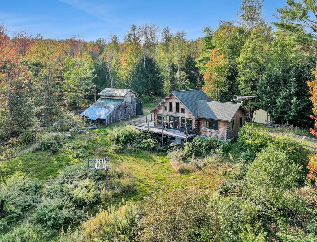 Photo of 587 Common Road, Dixfield, ME 04224 (MLS # 1573567)