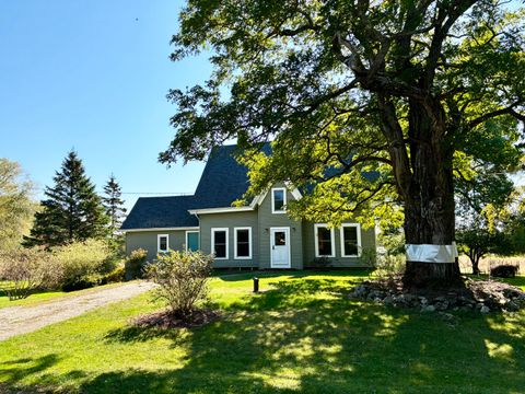 Photo of 113 Wardwell Point Road, Penobscot, ME 04476 (MLS # 1639170)