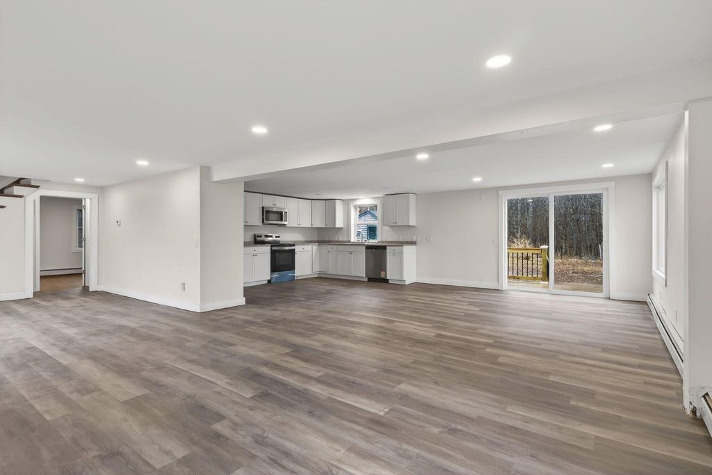 Photo of 27 Bradford Road, Wiscasset, ME 04578 (MLS # 1656044)