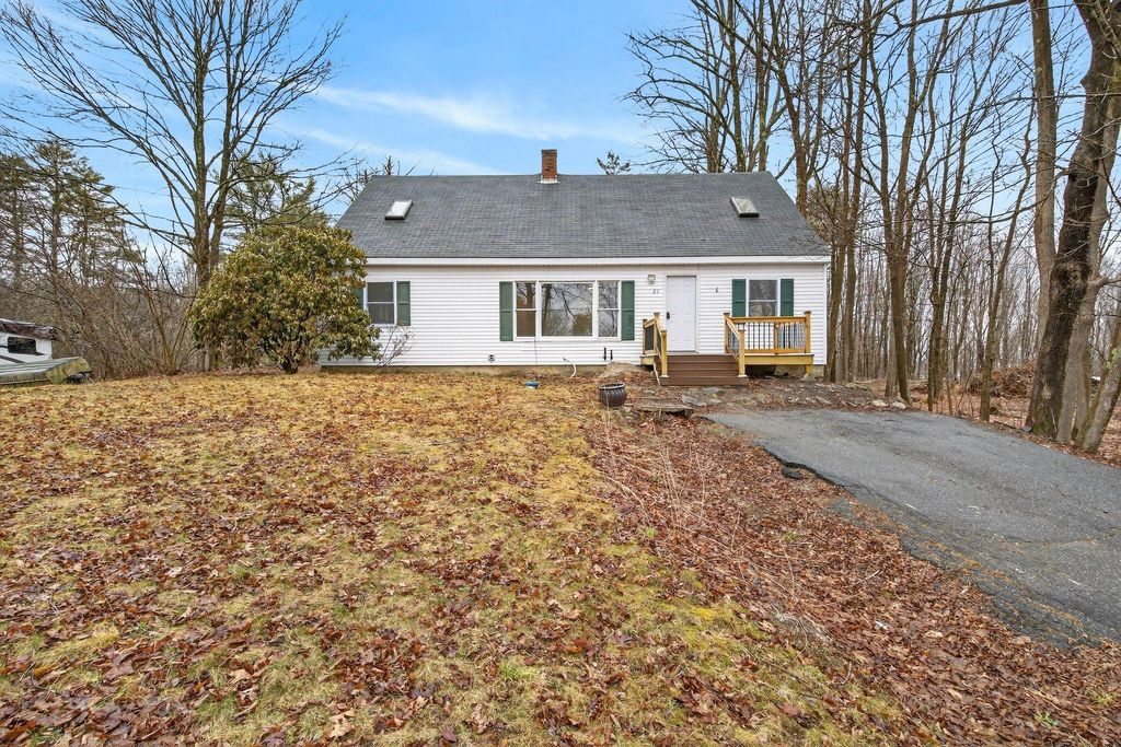 Photo of 27 Bradford Road, Wiscasset, ME 04578 (MLS # 1656044)