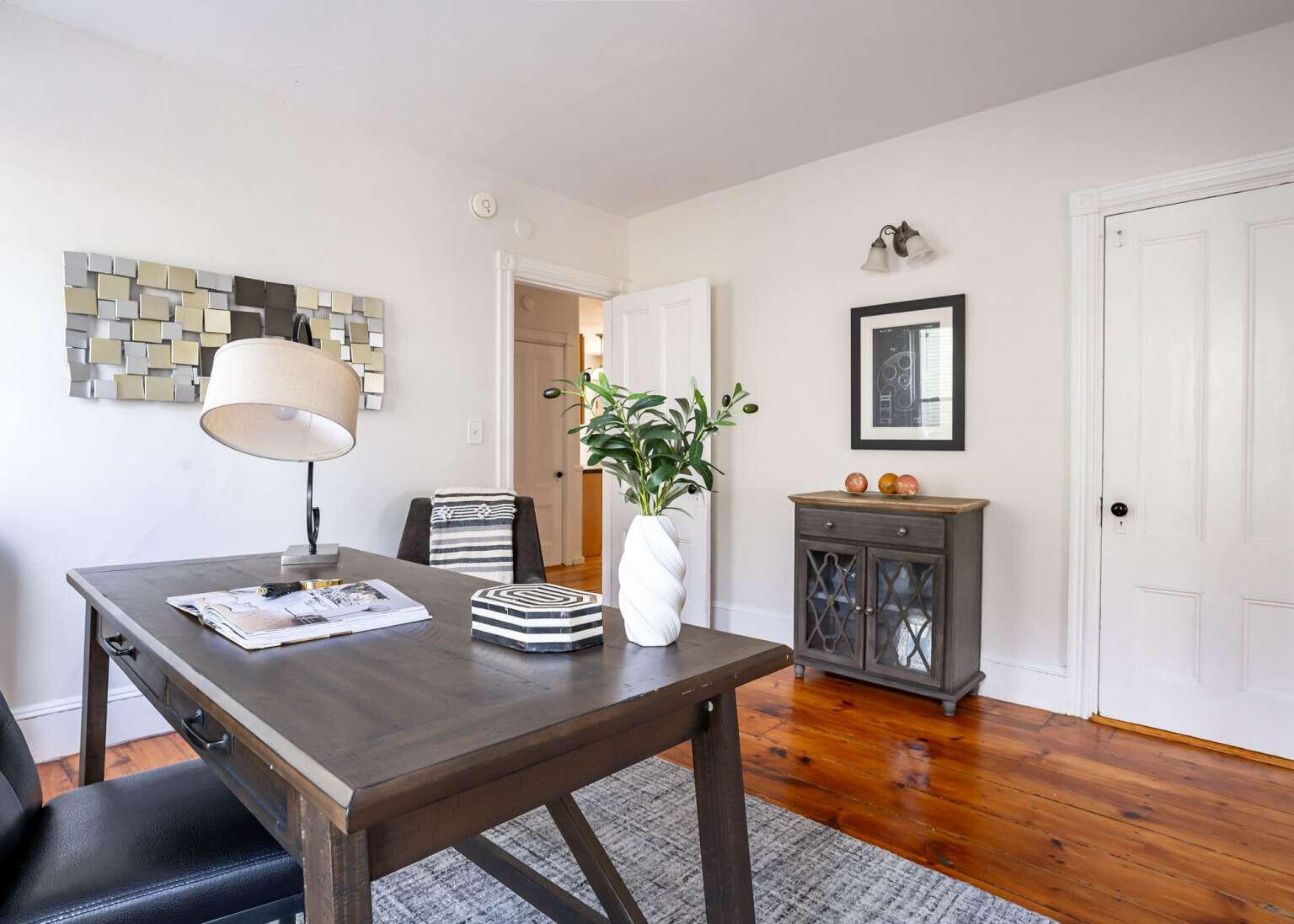 280 Concord Street W 1