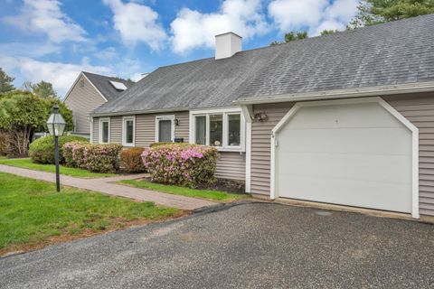 Photo of 24 Colonial Way #24, Auburn, ME 04210 (MLS # 1662373)
