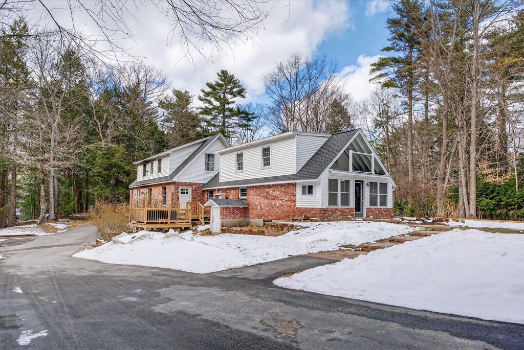 Photo of 24 Solomon Drive, Gorham, ME 04038 (MLS # 1655402)