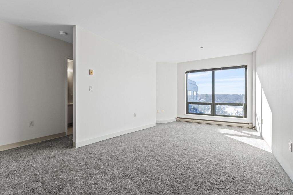 Photo of 148 Breakwater Drive #801, South Portland, ME 04106 (MLS # 1646288)
