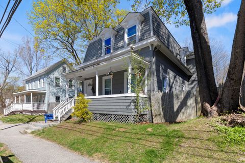 Photo of 124 Brackett Street, Westbrook, ME 04092 (MLS # 1621051) Photo of 124 Brackett Street, Westbrook, ME 04092 (MLS # 1621051)