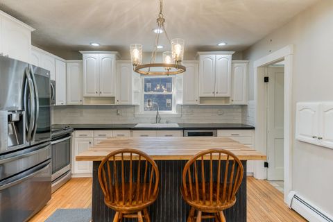 Photo of 10 Lafayette Street, Sanford, ME 04073 (MLS # 1646210)