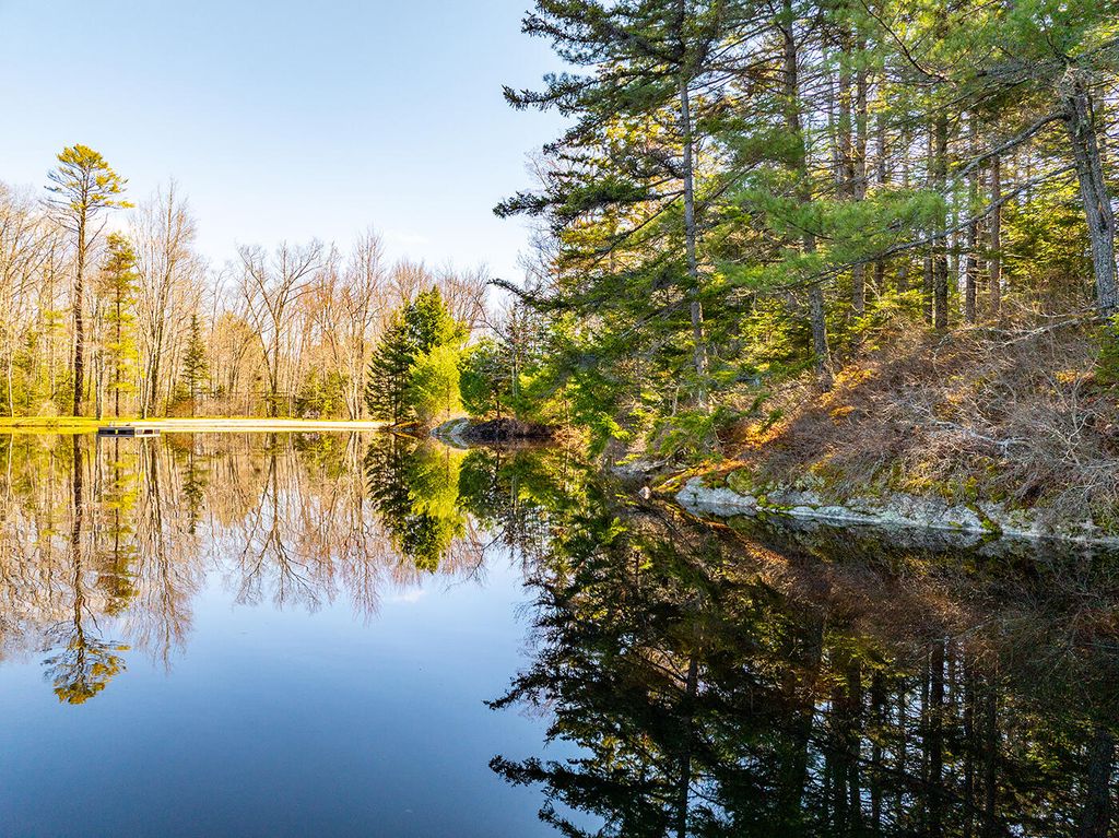Photo of 25 Deaver Road, Waldoboro, ME 04572 (MLS # 1660437)