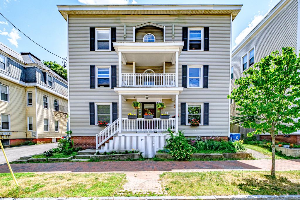 Photo of 138 Park Avenue #5, Portland, ME 04101 (MLS # 1642112)
