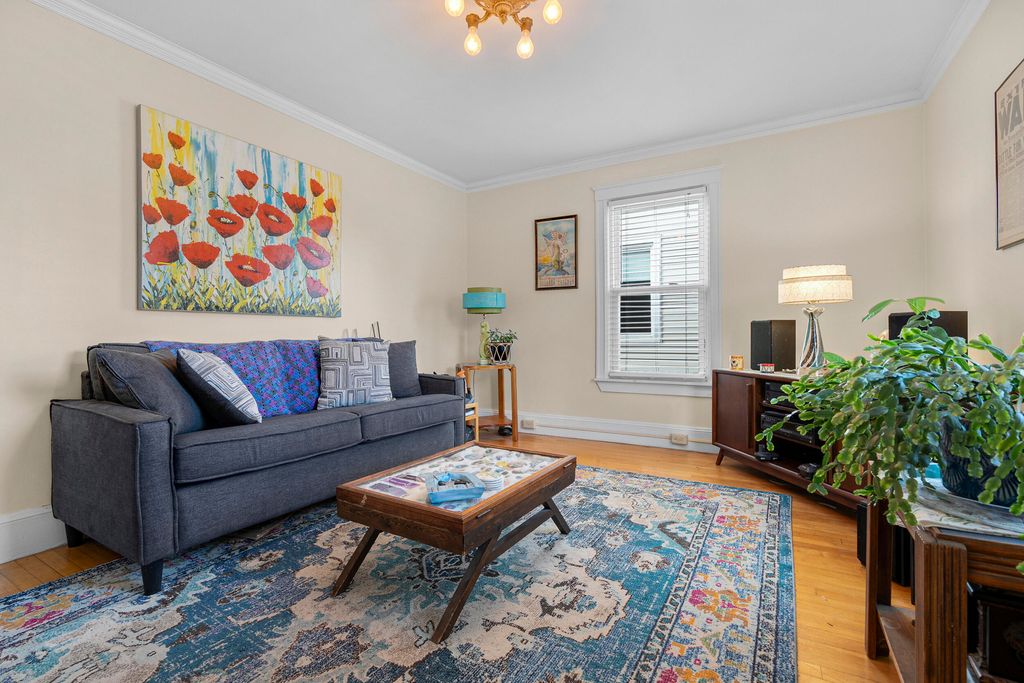 Photo of 138 Park Avenue #5, Portland, ME 04101 (MLS # 1642112)