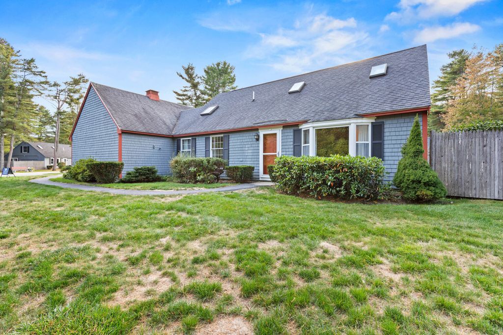 Photo of 68 Ward Circle #68, Brunswick, ME 04011 (MLS # 1640216)