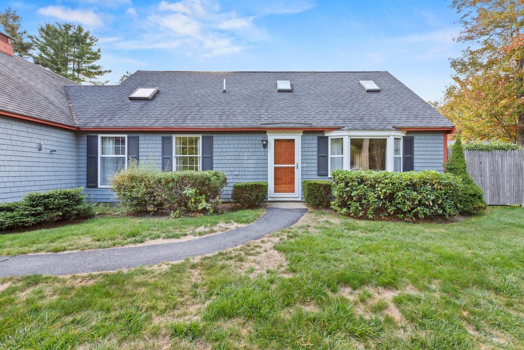 Photo of 68 Ward Circle #68, Brunswick, ME 04011 (MLS # 1640216)