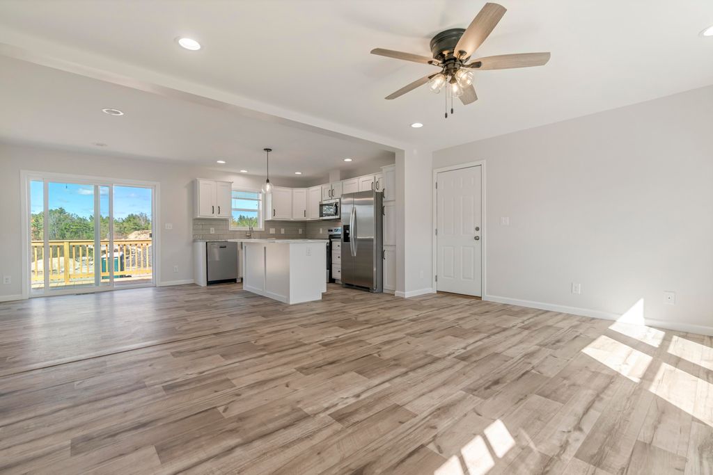 Photo of 20 Colony Way, Kittery, ME 03904 (MLS # 1657109)