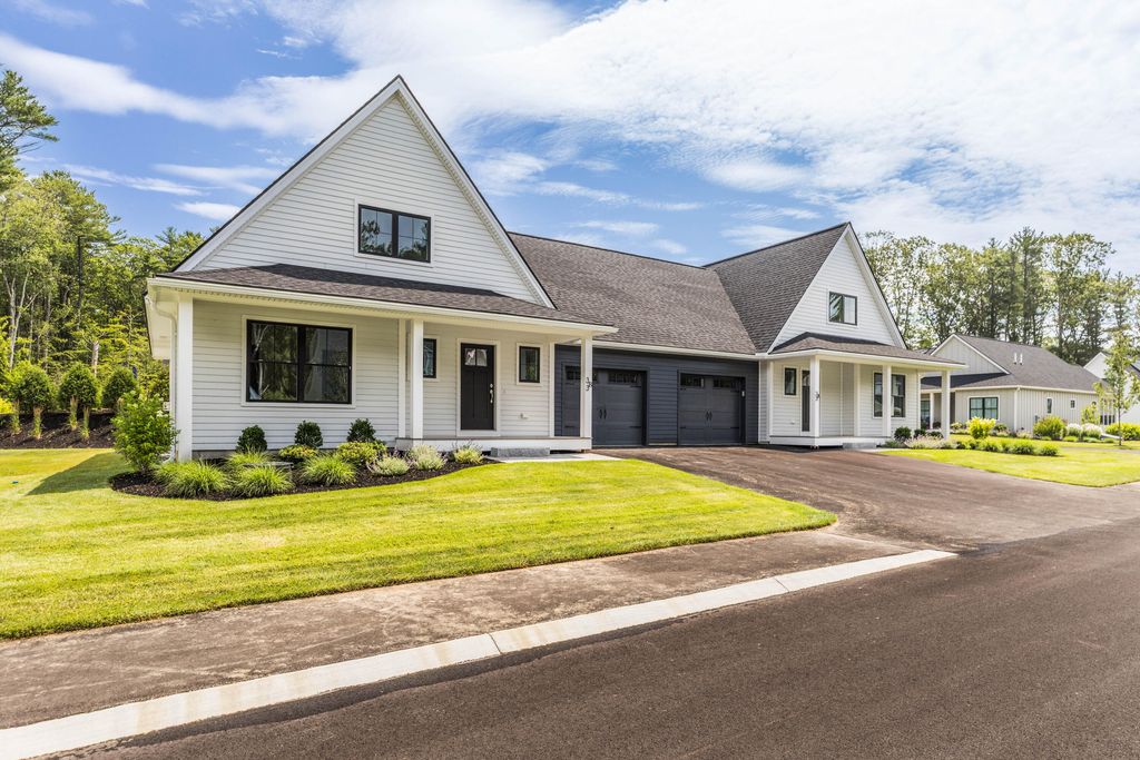 Photo of 52-1 Rockfall Way #I2, York, ME 03909 (MLS # 1657382)