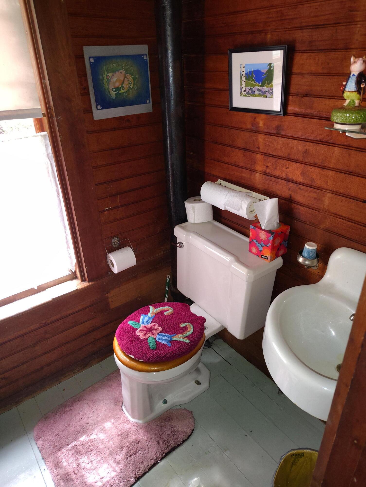 Sorrento, Maine 04677, United States, 7 Bedrooms Bedrooms, ,4 BathroomsBathrooms,Residential,Active,190685