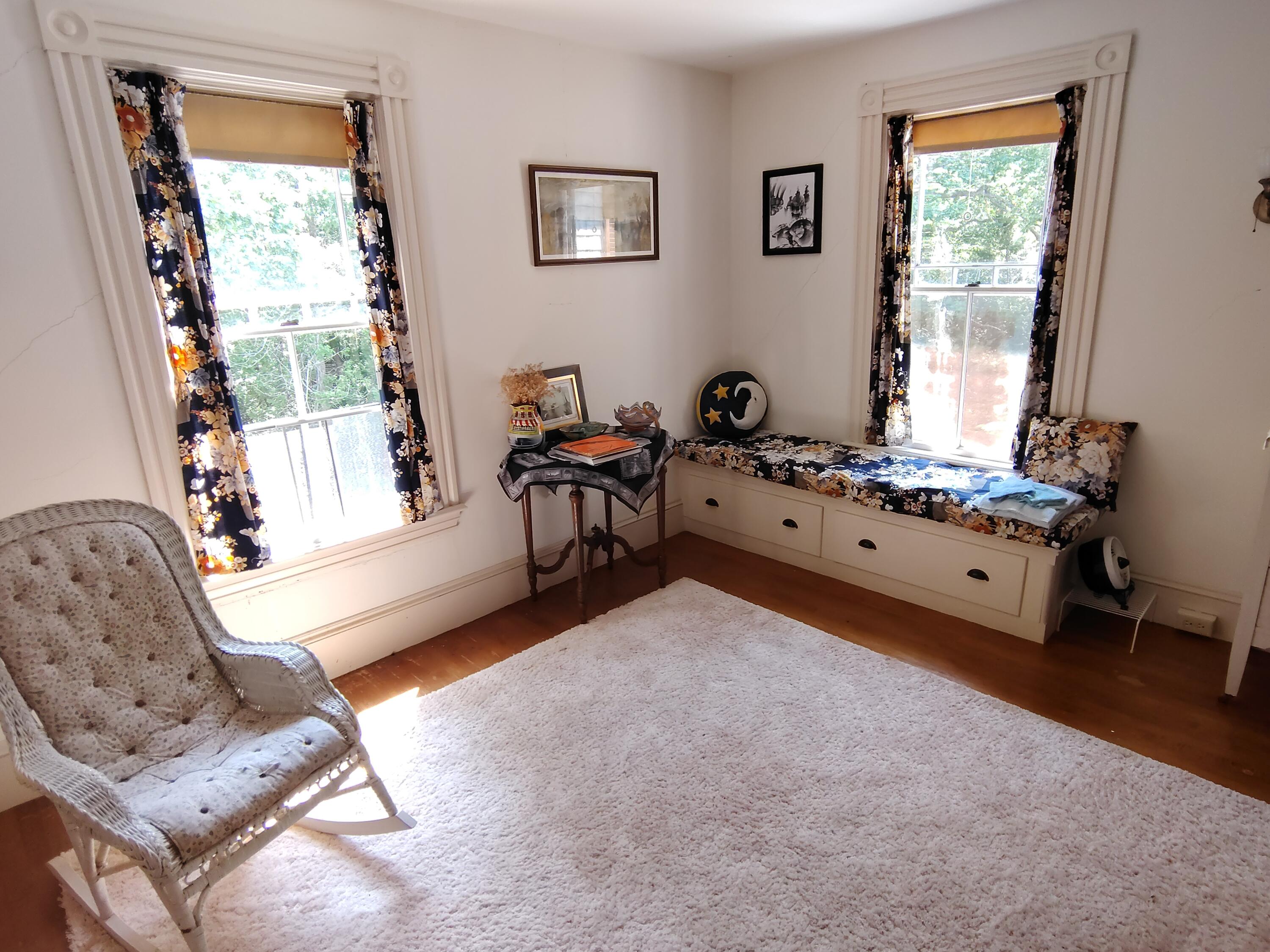 Sorrento, Maine 04677, United States, 7 Bedrooms Bedrooms, ,4 BathroomsBathrooms,Residential,Active,190685