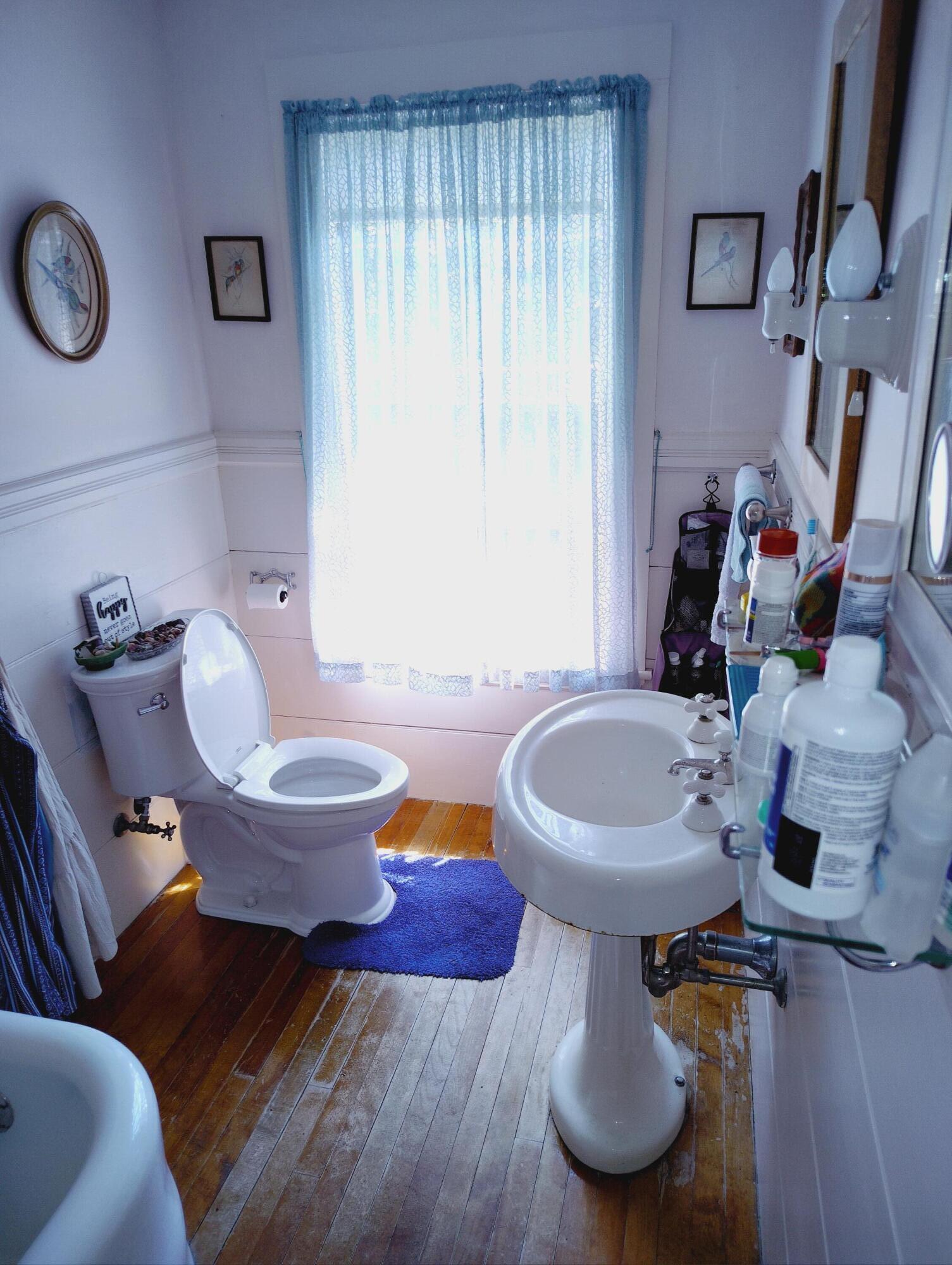 Sorrento, Maine 04677, United States, 7 Bedrooms Bedrooms, ,4 BathroomsBathrooms,Residential,Active,190685