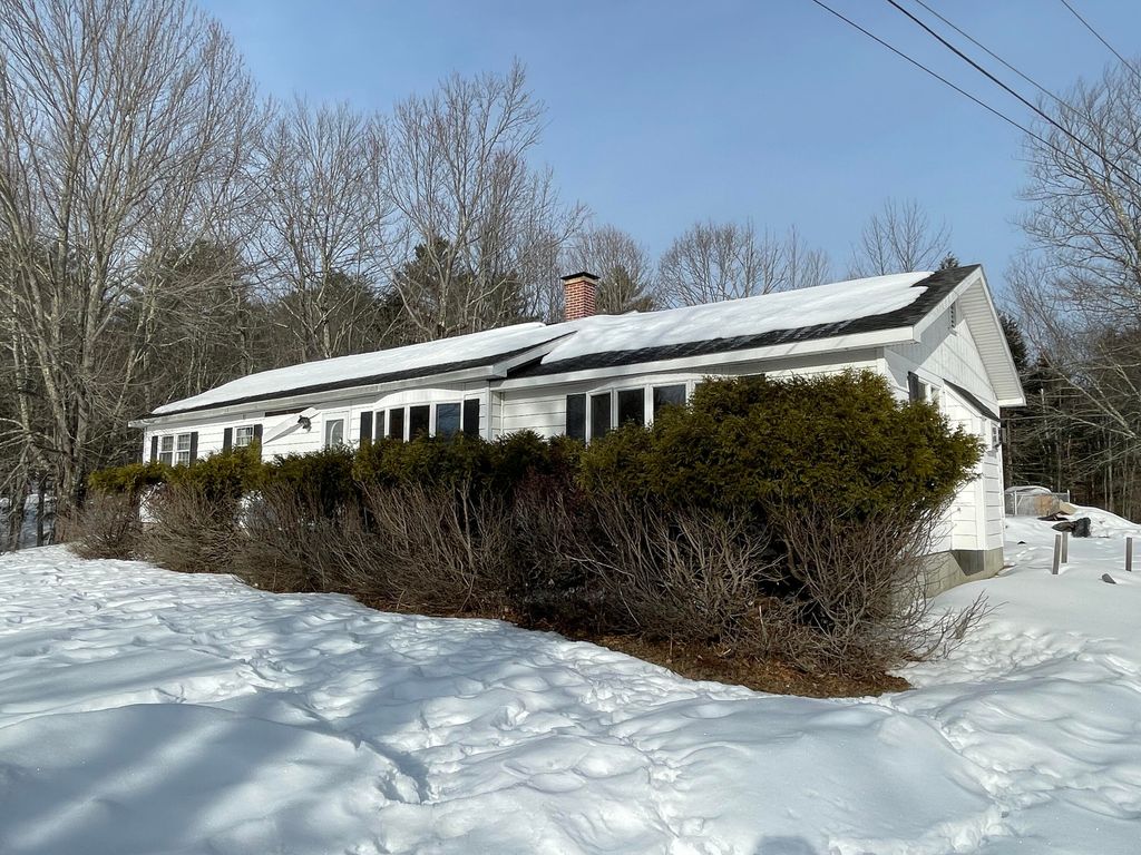 Photo of 22 Robins Way, Turner, ME 04282 (MLS # 1652368)