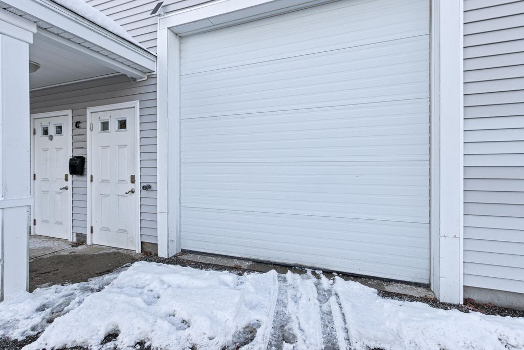 Photo of 2108 Broadway #C, South Portland, ME 04106 (MLS # 1650362)